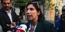 Elly Schlein: "Meloni abbassi i toni, mai sentito in democrazia un premier dare dei terroristi all'opposizione"