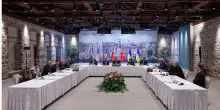 Non si intendono, però si parlano. Russi e ucraini, tre anni dopo, seguono una piccola traccia di negoziato