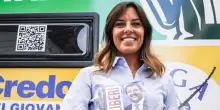 "I bianchi perseguitati non interessano a nessuno". L'eurodeputata della Lega che rilancia la teoria del complotto sul genocidio dei bianchi