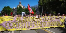 Corteo a Roma contro il Dl Sicurezza: "Siamo 150 mila! Abbiamo chiesto a ChatGpt", ma per la questura "erano 10mila"