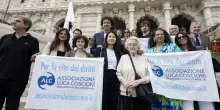 Le cure palliative non sono l’alternativa all’eutanasia