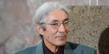Il presidente dell'Algeria firma la grazia per 6.500 detenuti: Boualem Sansal non sarebbe nella lista