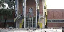Distrutta da un incendio La Balena di Allegrucci alla Triennale di Milano, arrestato il piromane