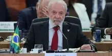 "Non sarà un gringo a dare ordini". La risposta di Lula a Trump piace in Brasile