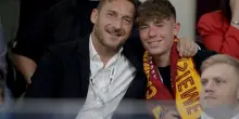 Cristian Totti dice addio al calcio. Lavorerà nella scuola calcio fondata dal padre. In Sardegna la delusione per il bodyshaming