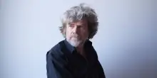 Reinhold Messner: "Troppe persone in montagna. Serve limitare le auto, vietare le moto e fermare gli escursionisti impreparati"