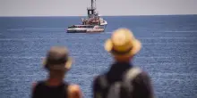 "Zona contigua". Il governo non riesce a inseguire gli scafisti per il globo terracqueo e si accontenta di 24 miglia marine