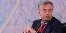 Roberto Burioni: "Una quantità di botulino pari al puntino sopra questa i ucciderebbe tutti gli abitanti della Lombardia"