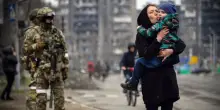 20 days in Mariupol.  Guardarlo fa male perché deve fare male