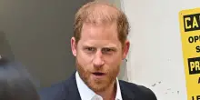 Harry (senza Meghan) a Londra. Omaggio alla tomba di Elisabetta II, non confermato l'incontro con Carlo III