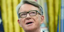 Un altro caduto del caso Epstein. Starmer rimuove Mandelson da ambasciatore britannico negli Usa