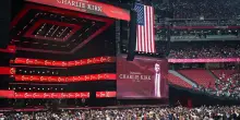 Funerali di Charlie Kirk, in 200mila a Glendale. Rubio: "Un omicidio politico"