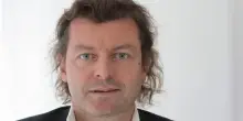 Stablecoin da El Salvador. Giancarlo Devasini, da Casale Monferrato, ex chirurgo. Uno dei cinque più ricchi del mondo