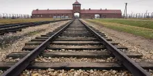 Auschwitz da talk.  La disastrosa Roccella che usa la Shoah per lotta politica
