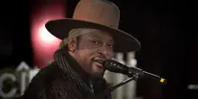 È morto a soli 51 anni D'Angelo, icona del blues