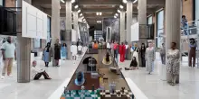 Prada difende i colori italiani a Parigi