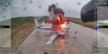 L'esercito ucraino diffonde un nuovo video degli attacchi dei droni ai bombardieri russi