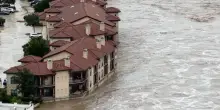 Inondazioni in Texas, almeno 82 morti. Le immagini di Georgetown sommersa dall'acqua