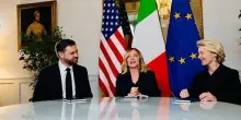 Mossa Meloni per riprendersi scena, riunisce Vance e von der Leyen