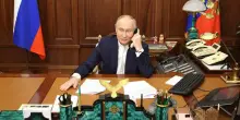 Cremlino: colloquio telefonico tra Putin e Papa Leone XIV