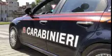 A Milano carabinieri salvano 22enne su cornicione tetto bendata