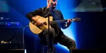 A Rai Radio2 la chitarra storica di Pino Daniele