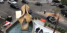 Restaurata a Beirut la fontana “Ardea Purpurea” di Marco Bravura