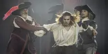 Teatro, riparte la tournée de “I Tre Moschettieri-Opera Pop”