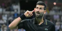 Tennis, Djokovic più forte del caldo: ai quarti a Shanghai
