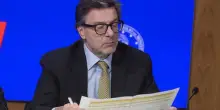 Manovra, Giorgetti: il taglio della seconda aliquota Irpef per tutelare i redditi medi