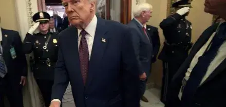 Trump minaccia una causa alla BBC per 1 miliardo di dollari