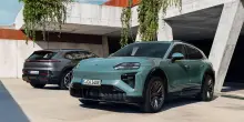 Porsche svela la Cayenne elettrica e conferma versione termica oltre 2030