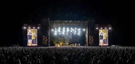 Elio e le storie tese annunaciano Il Concertozzo a Biella