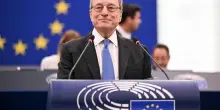 Draghi: l’Europa rischia la stagnazione se non adotta l’intelligenza artificiale