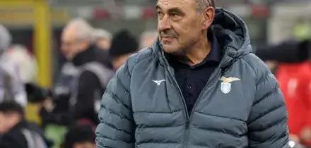 Calcio, la proposta di Sarri: postazioni Var opposte alle panchine