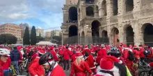 Pedalata Babbi Natale 21 dicembre a Roma per i bimbi di Peter Pan odv