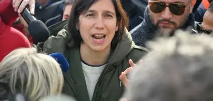 Pensioni, Schlein: Meloni campionessa di incoerenza, agli italiani mente