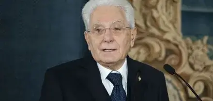 Mattarella: giornalisti pagano con la vita impegno per libert&agrave;