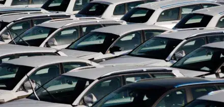 Auto, Acea: a gennaio mercato Europa -3,5%, quota bev Ue sale al 19%