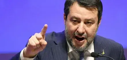 Iran, Salvini: dialogo preferibile ma chi &egrave; intervenuto aveva motivi
