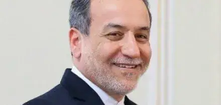 Araghchi: pronti a combattere tutto il tempo necessario