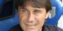 Calcio, Conte a Poggioreale, lezione di lavoro e merito