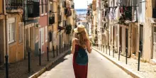 Turismo, instabilit&agrave; globale ridisegna i flussi turistici
