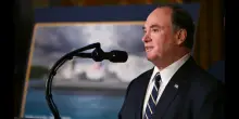 Usa, le dimissioni del segretario della Marina: contrasti con Hegseth all&rsquo;origine