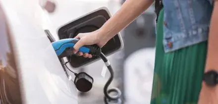 Auto, Emilia-Romagna: 60% fornitori investe, pi&ugrave; posti lavoro con bev