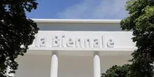 Bruxelles: la Biennale di Venezia violerebbe le sanzioni Ue se includesse il padiglione della Russia