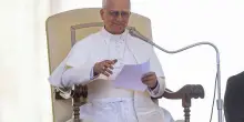 Il Papa: il mondo ha bisogno di diplomazia e dialogo fondati sulla pace