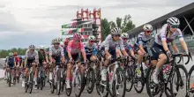 Ciclismo, Narvaez vince a Cosenza, Ciccone maglia rosa