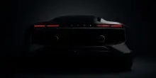 Lotus cambia rotta: pi&ugrave; ibride e supercar V8 nel 2028