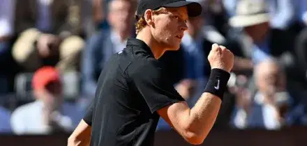 Tennis, Sinner in semifinale a Roma